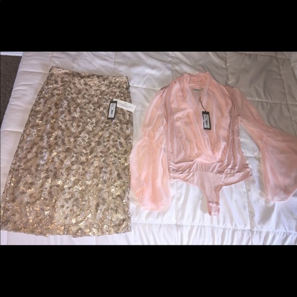 New York & Company Dresses & Skirts - Gold skirt with pink top
